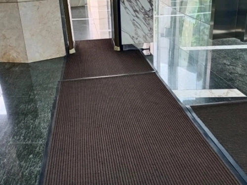 Karpet Lobby